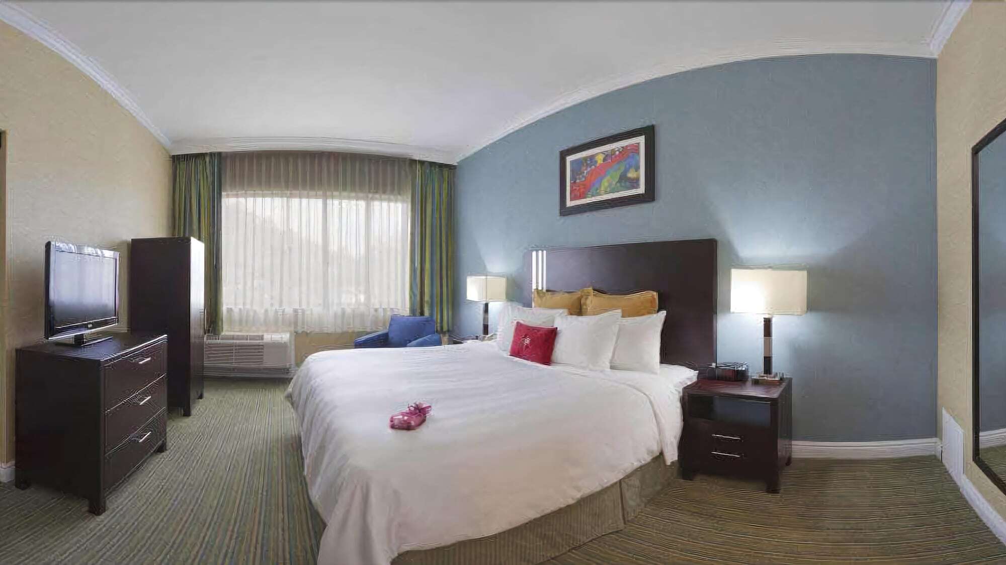 Holiday Inn - Long Island - Islip Arpt East By Ihg Holtsville Bagian luar foto
